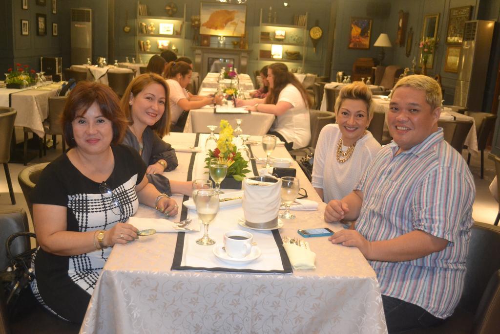 The Pepperland Hotel Legazpi Εξωτερικό φωτογραφία