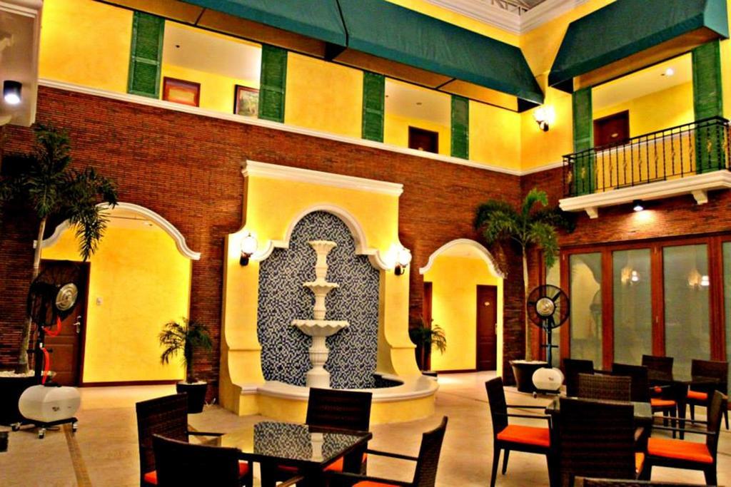 The Pepperland Hotel Legazpi Εξωτερικό φωτογραφία